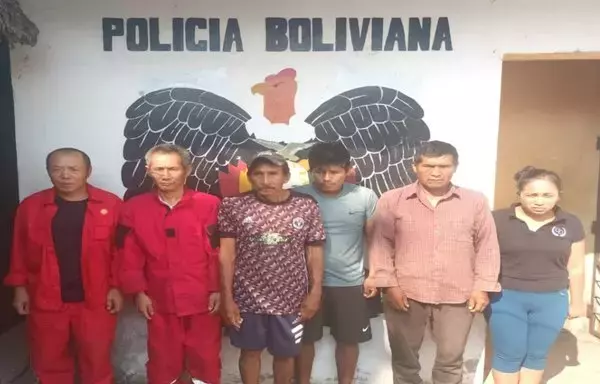 Two Chinese nationals and four Bolivians were apprehended in Bolivia for alleged illegal mining activity in the Amazon rainforest. [Bolivian Ministry of Government]