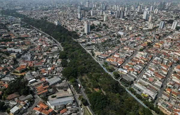 Vista aérea del Parque Lineal Tiquatira en São Paulo. [Nelson Almeida/AFP]