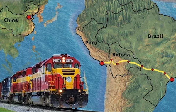 
La ruta propuesta del Tren Bioceánico une Bolivia, Brasil y Perú para facilitar el comercio con China. El proyecto volvió a suscitar interés a finales de noviembre, tras la visita a Brasil del Presidente chino Xi Jinping. [Diana Herrera Reyes]        